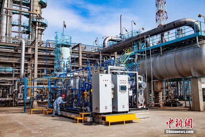 中国石化：我国炼厂首次生产出“五九”高纯氢气