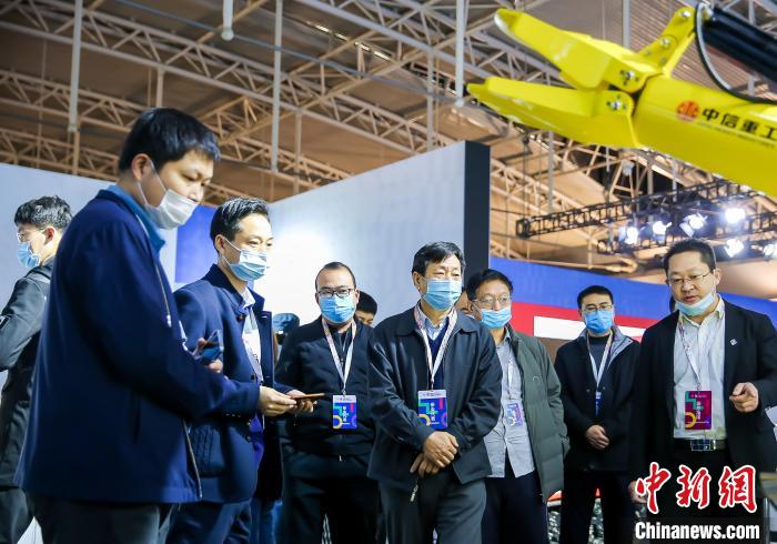 此次展出的创新成果覆盖高端装备、航空航天、智能机器人等14大领域。大会组委会供图